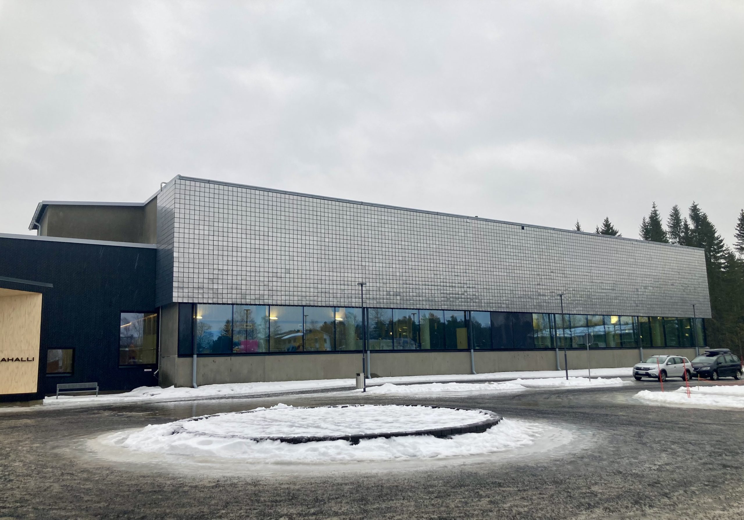 You are currently viewing Linnanmaan uimahallilla